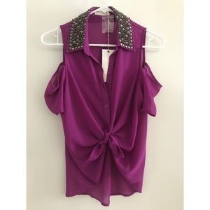Cold Shoulder Button Blouse w/ Studded Collar NWT
